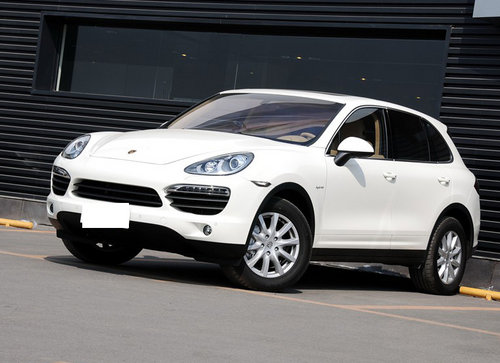 保时捷卡宴中规版现车  天津港优惠热销