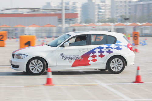 BMW1系挑战赛之双子攻略  上海激情开赛