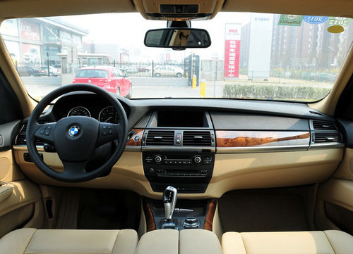 2012款宝马美规X5急售  天津港降价热销