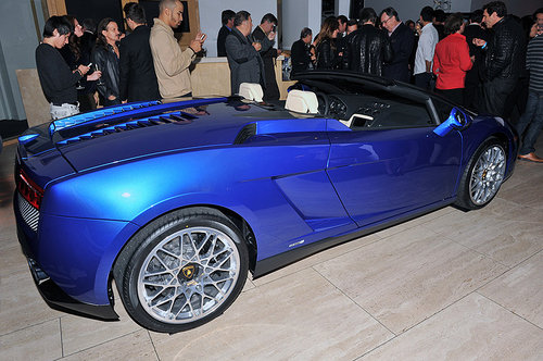 新兰博基尼LP550敞篷车 亮相洛杉矶车展