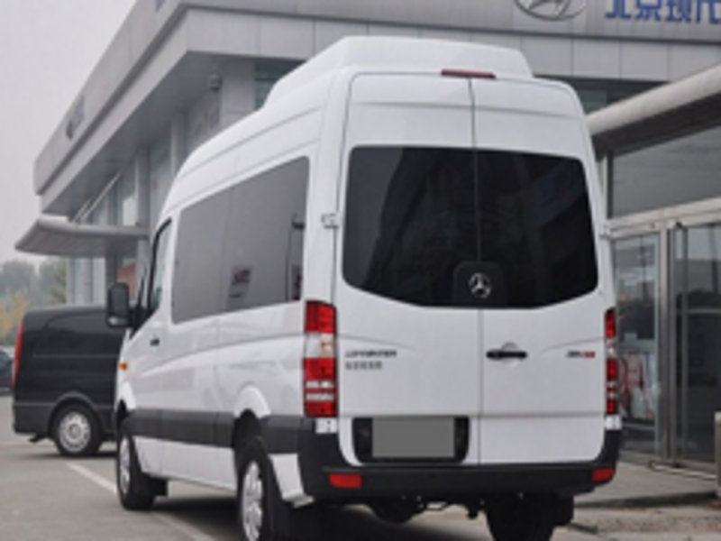 进口奔驰凌特房车+天津港现车大幅优惠