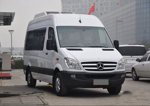 进口奔驰凌特房车 天津港现车大幅优惠