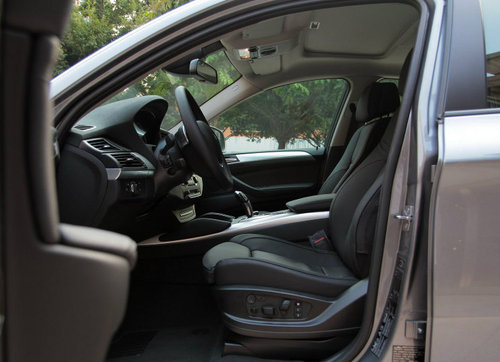 2012款宝马X6美规版 天津现车售100万元