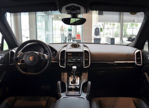 2011款进口保时捷 3.0T 天津港现车销售