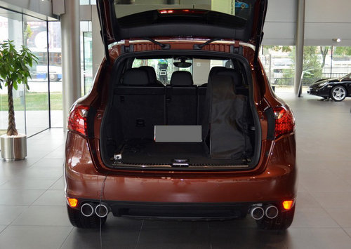 2011款进口保时捷 3.0T 天津港现车销售