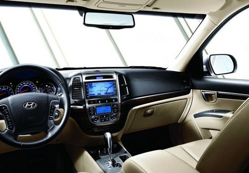 新胜达顶配车型优惠7000元 车市大献礼!