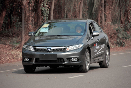 东风本田新思域 2.0TYPE-S AT试驾感受