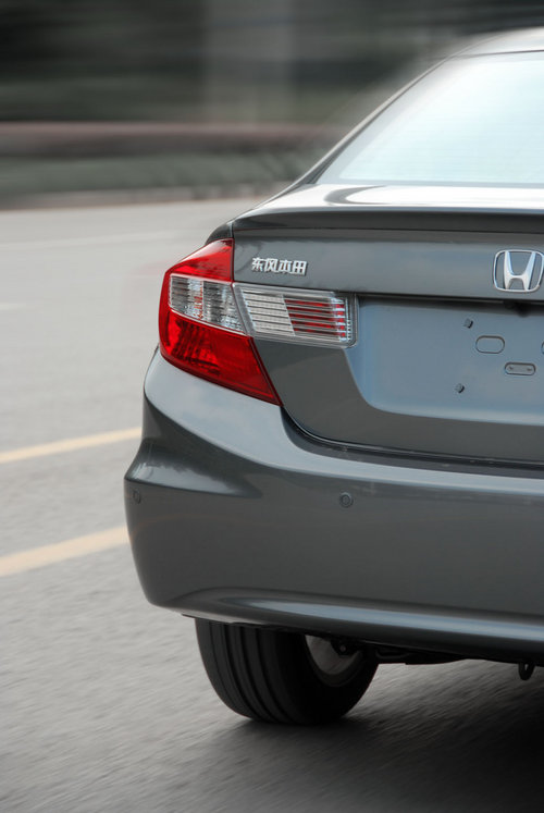 东风本田新思域 2.0TYPE-S AT试驾感受