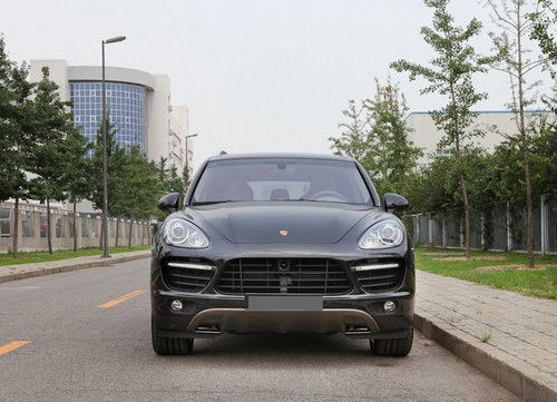 2011款新款保时捷卡宴中规版  天津现车
