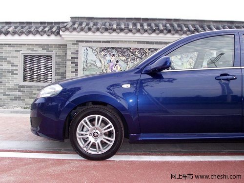 搭載1.6DVVT發(fā)動(dòng)機(jī) 瑞麒G3東莞搶先實(shí)拍