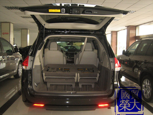 进口丰田塞纳2.7\/3.5顶配黑色现车最新报价 塞