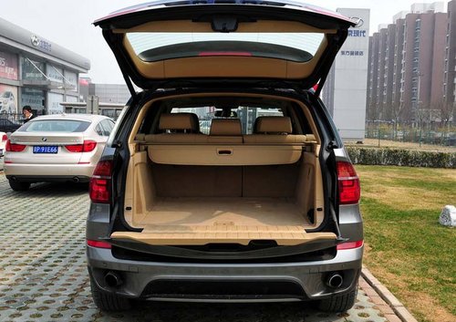 2012款宝马X5美规版  天津现车促销73万