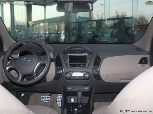购北京现代ix35赠送2万元SUV豪华礼包