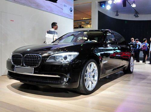 2011款进口宝马7系 天津港现车火爆热销