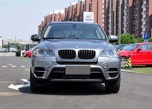 2012款宝马X5美规版现车  天津特价74万