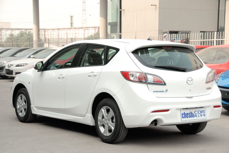 长安马自达3星骋两厢 南京天和4S店实拍 图片