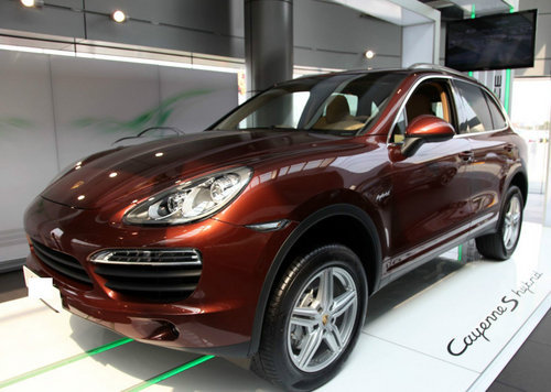 保时捷2012款卡宴  天津港全色现车酬宾