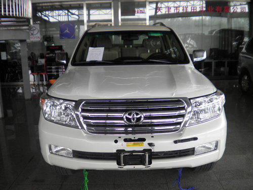 酷路泽价格及图片2012年 4edc2fa650708.jpg