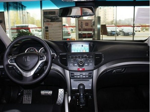 东风本田思铂睿