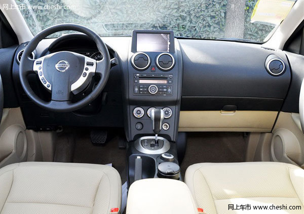 新逍客现车充足 购车即赠1万元精品礼包