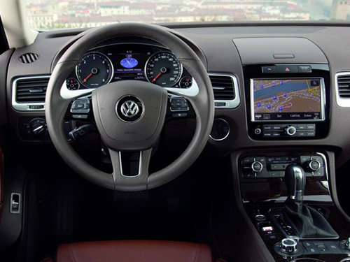 进口大众途锐深圳暂无优惠 年前可提现车