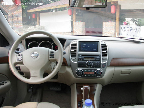 汕头佳浩东风日产4S店