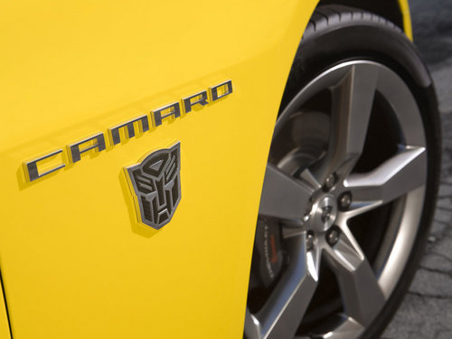 雪佛兰科迈罗2016改款 搭V8引擎/双离合