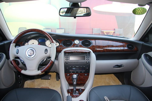 MG7最高优惠2万元 年终回馈送万元礼包