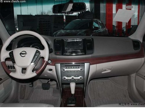 太原汇港东风日产