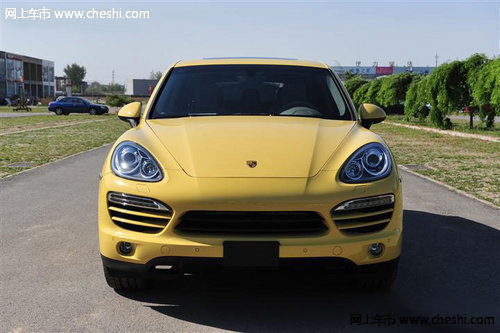 2012款保时捷卡宴