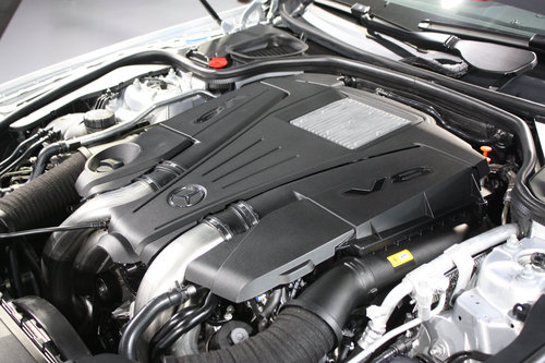 奔驰新款SL双门跑车 V8引擎/底特律发布