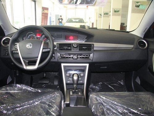 南昌购2012款MG6贺岁版可享1.4万元优惠