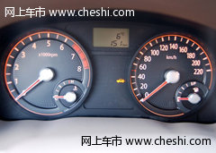 起亚锐欧 仪表盘特写