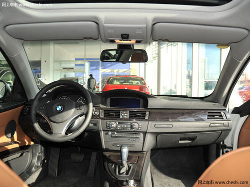 宝马汽车宜昌宝泽4S店