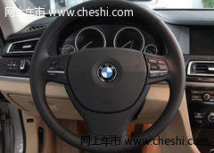 宝马7系 方向盘特写
