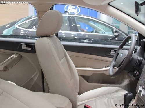 长安福特?？怂拐憬蚬?S店优惠行情