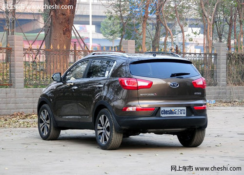 鄂尔多斯祥达东风悦达起亚智跑 左侧45度尾部视角