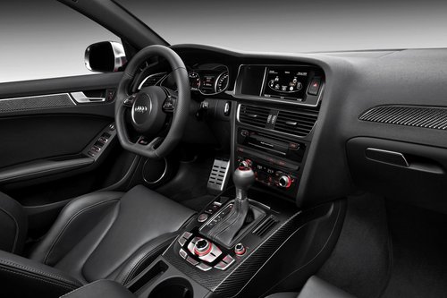 2012款奥迪RS4旅行车 V8引擎/日内瓦发布