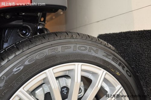 路虎揽胜运动版 南京中捷到店实拍