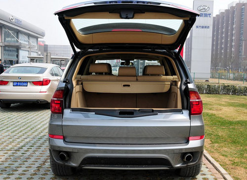 全新2012款宝马X5优惠6万 天津现车低价