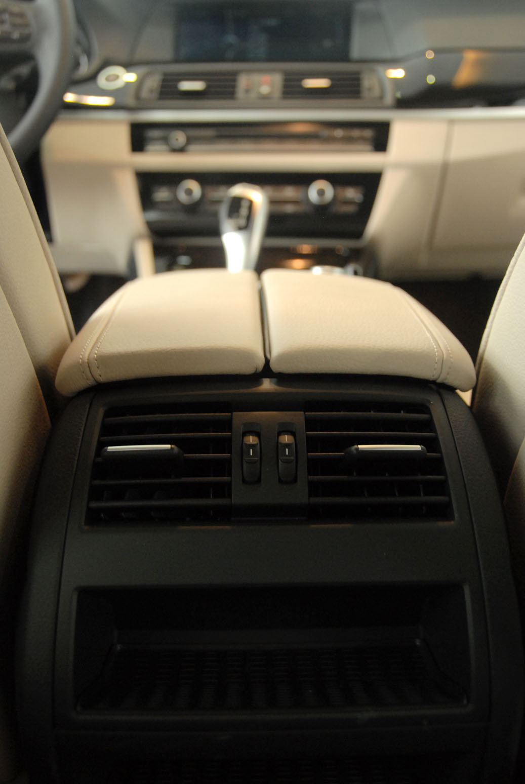 bmw宝马全新530i 旅行版实拍图片