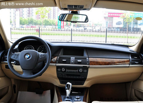 宝马X5美规版  天津现车75万畅销颜色全