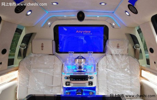 2010款林肯领袖一号  天津现车优惠15万