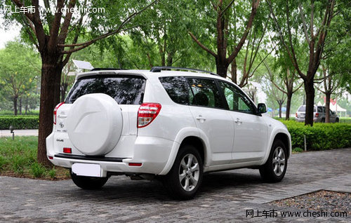 丰田RAV4综合优惠2万元 全系有现车供应