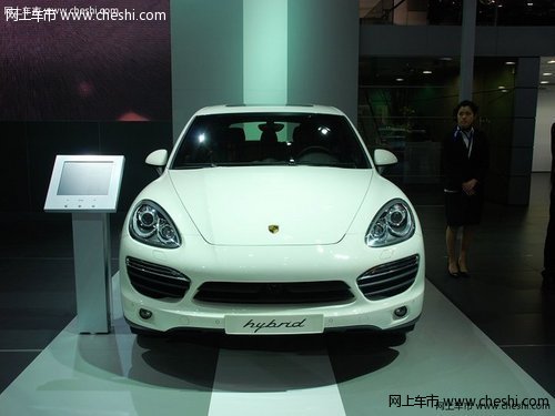 2012款保时捷卡宴中规版  天津现车特惠