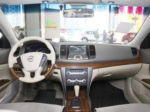 重庆商社西星 日产天籁最低优惠2.5万元 现车有售