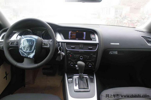 2012款黑色奥迪A5 天津现车49.39万出售