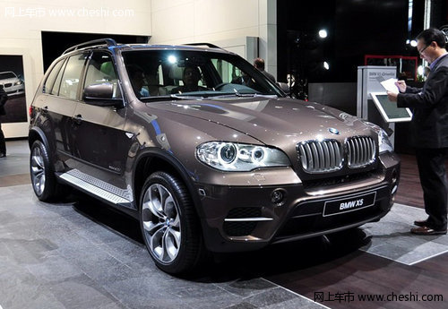 2012款宝马X5 天津棕色现车82万大酬宾