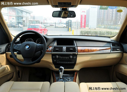 2012款宝马X5  天津港现车74万特价热卖