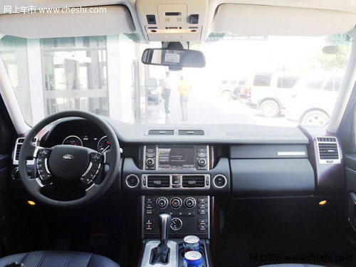 进口路虎揽胜运动3.0T  天津港柴油现车